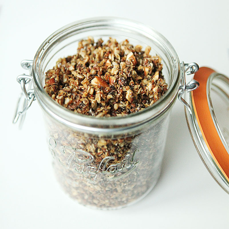 Crunchy Paleo granola without grains and refined sugar free